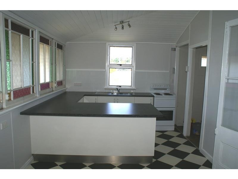 24 Martin Street, Woodend QLD 4305