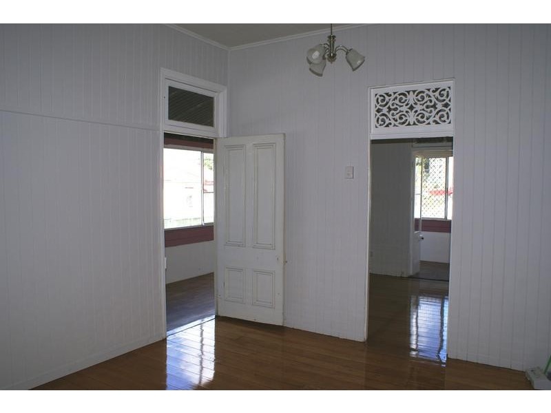 24 Martin Street, Woodend QLD 4305