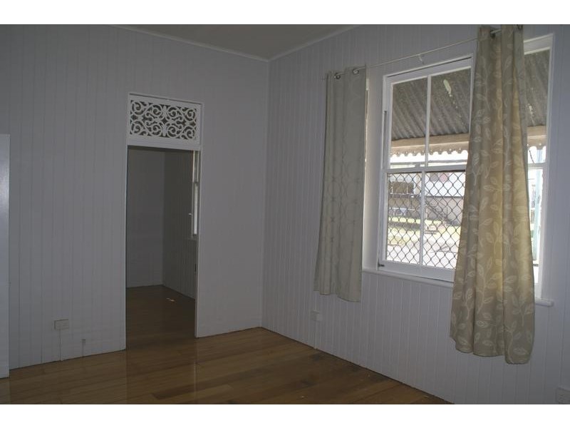 24 Martin Street, Woodend QLD 4305