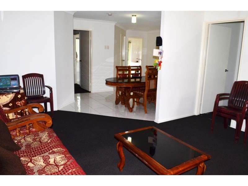 1/15 Cambridge Street, Silkstone QLD 4304
