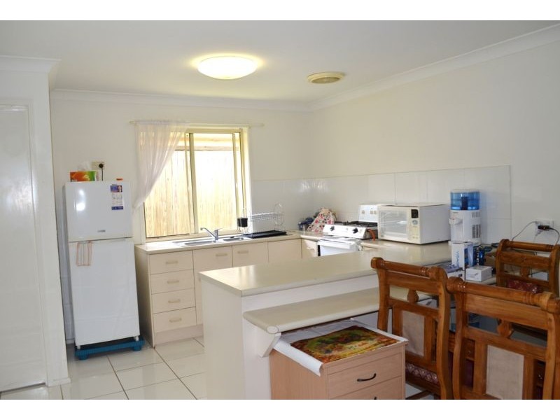 1/15 Cambridge Street, Silkstone QLD 4304