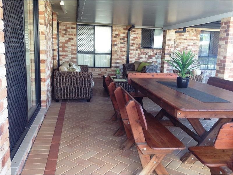 6 Regency Grove, Flinders View QLD 4305