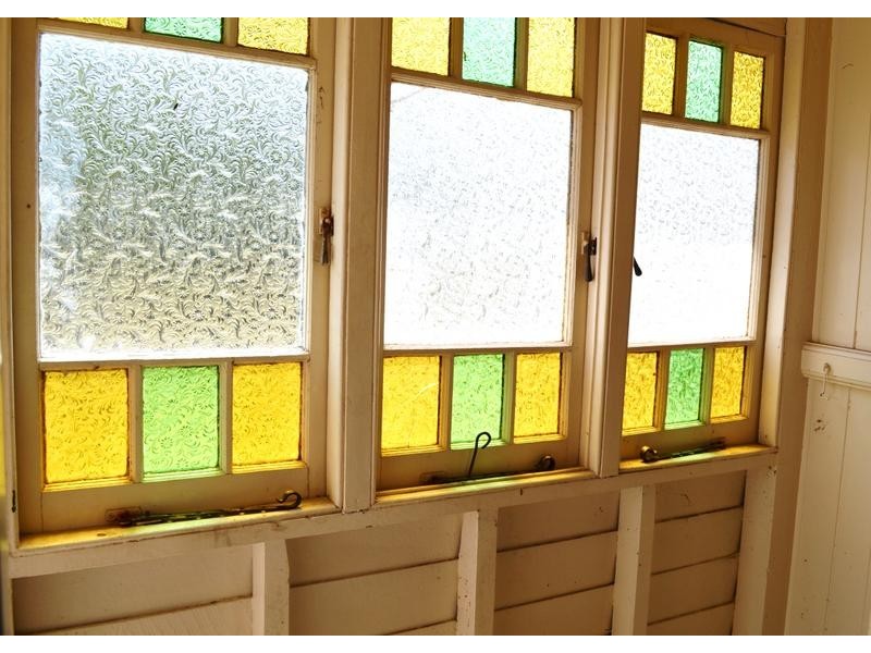 100 Blackstone Road, Silkstone QLD 4304