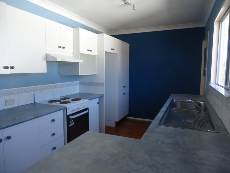 50 Kiah Street, Eastern Heights QLD 4305