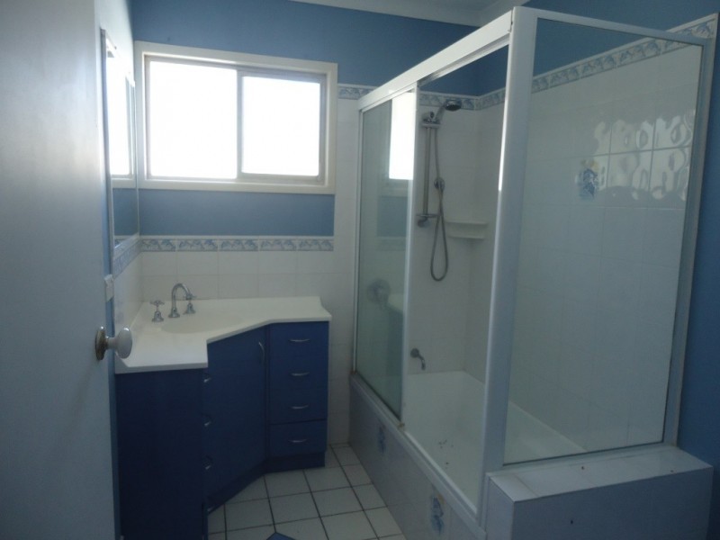 50 Kiah Street, Eastern Heights QLD 4305