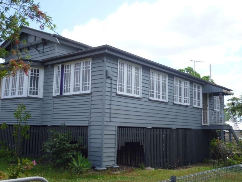 2/74 Glebe Road, Newtown QLD 4305