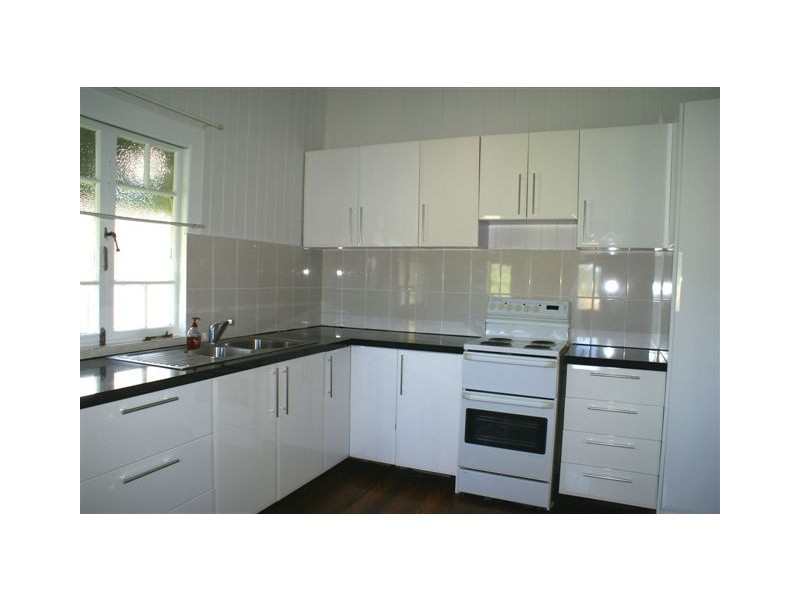 41 Hill Street, North Ipswich QLD 4305