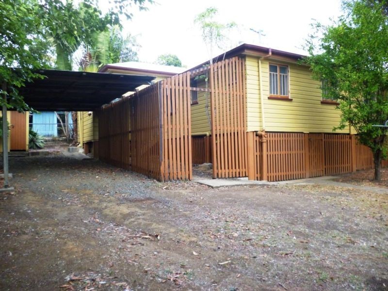 4 Ferguson Street, North Ipswich QLD 4305
