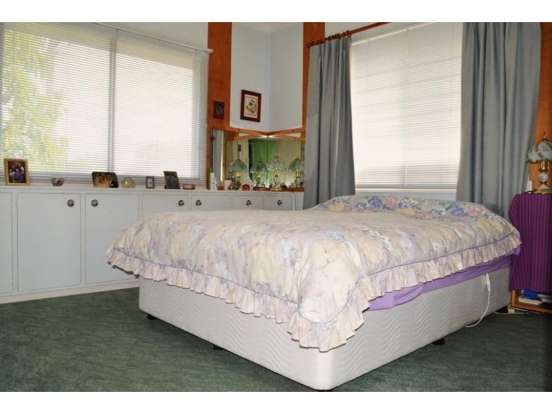 15 Cribb Street, Sadliers Crossing QLD 4305