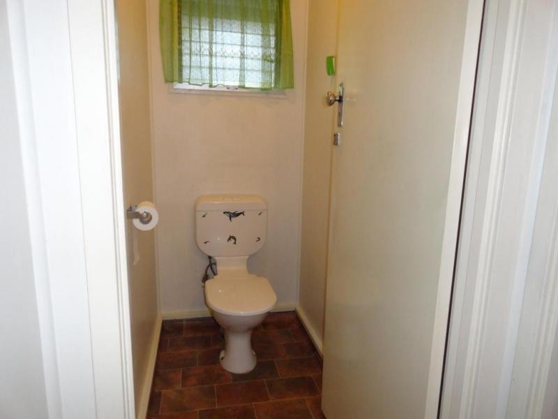 10 Flinders Drive, Leichhardt QLD 4305