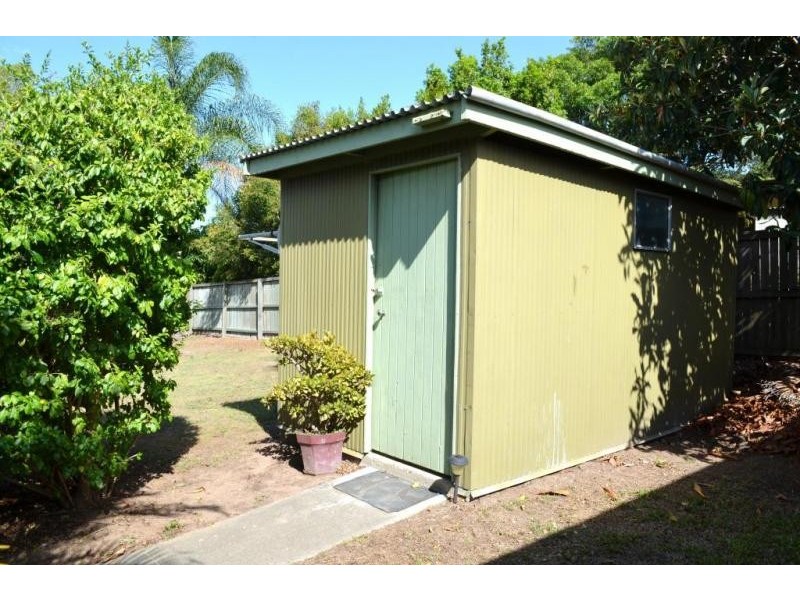 10 Flinders Drive, Leichhardt QLD 4305