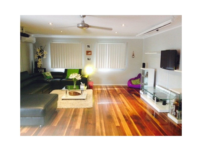 29 Woodford Street, One Mile QLD 4305