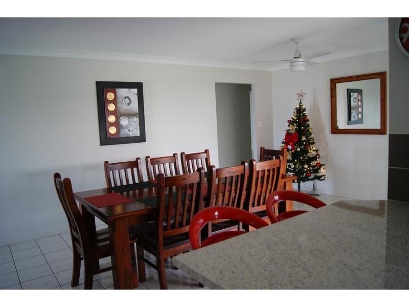 10 McInnes Street, Lowood QLD 4311