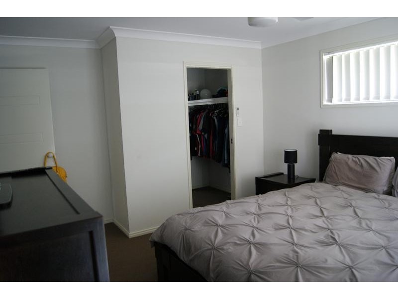 10 McInnes Street, Lowood QLD 4311