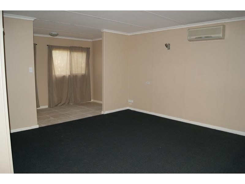 38 Berry Street, Churchill QLD 4305