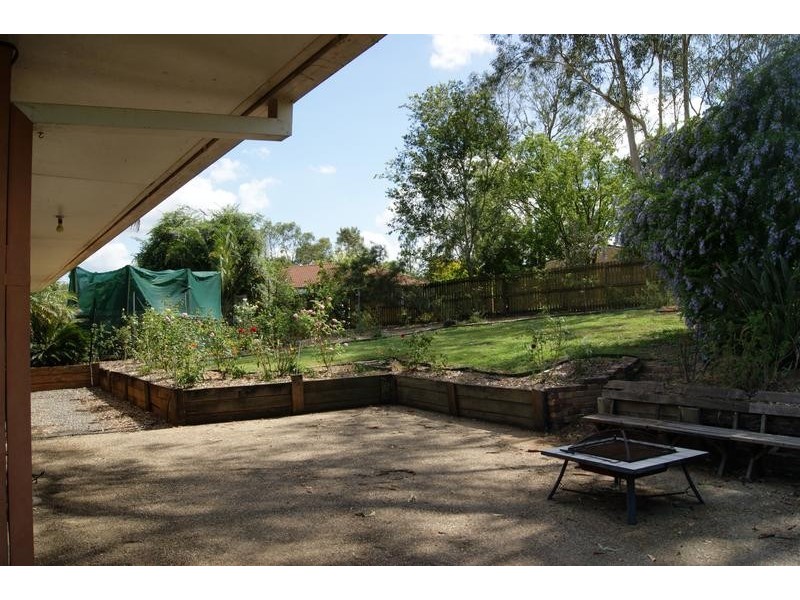 38 Berry Street, Churchill QLD 4305