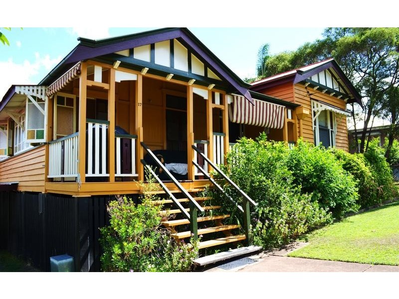17 Martin Street, Woodend QLD 4305