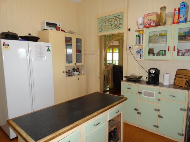 17 Martin Street, Woodend QLD 4305