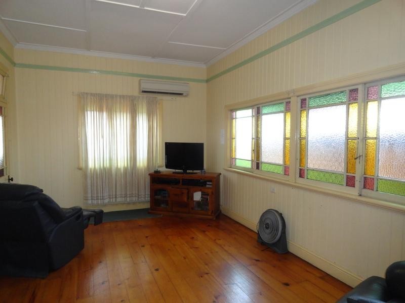 17 Martin Street, Woodend QLD 4305