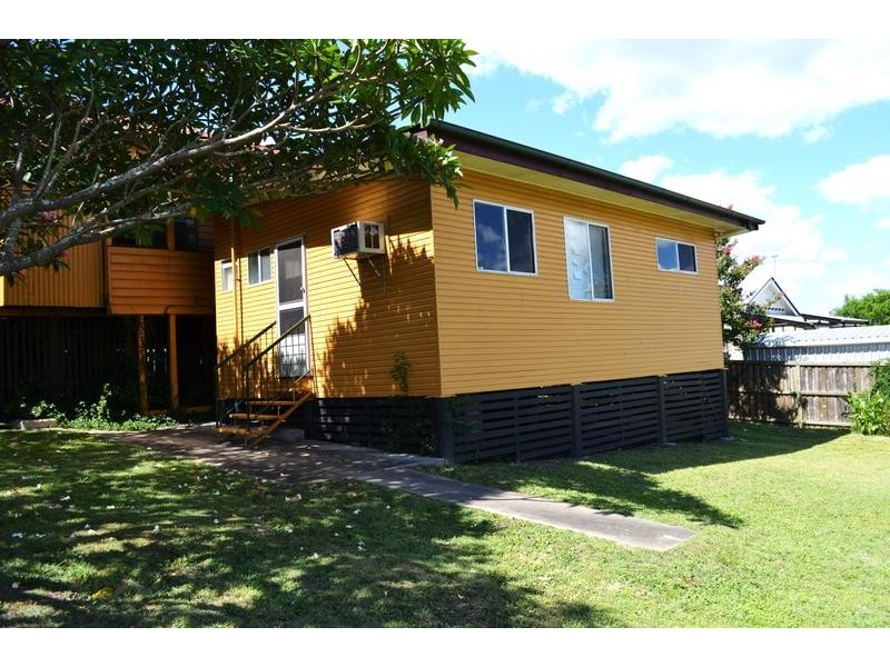 17 Martin Street, Woodend QLD 4305
