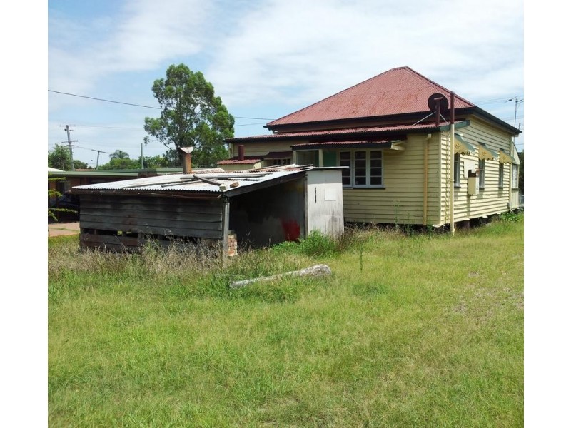 25 Jacaranda Street, East Ipswich QLD 4305