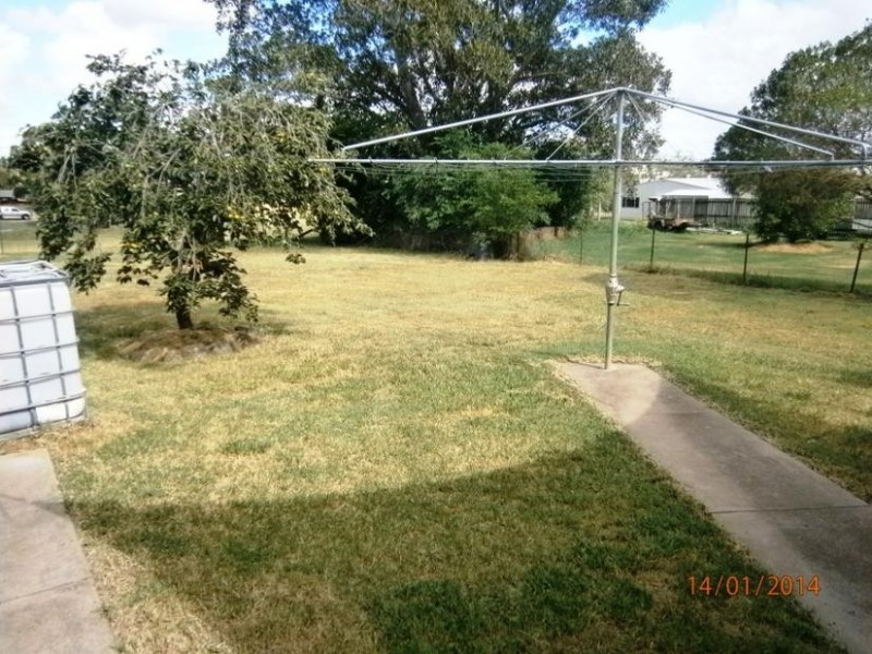 15 Park Street, Lowood QLD 4311
