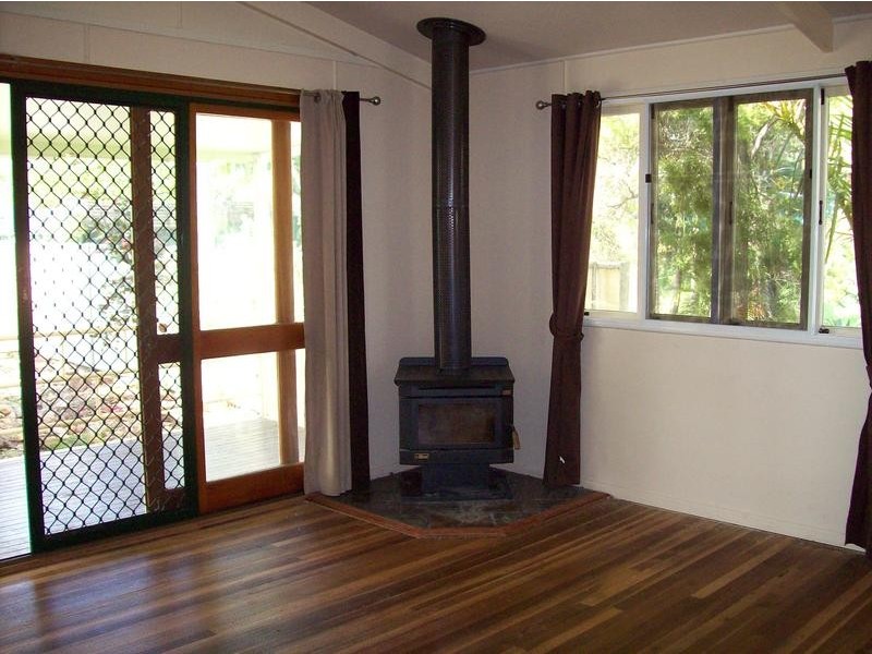 17 Hayes Street, Raceview QLD 4305