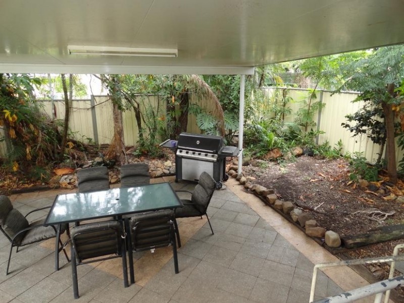17 Hayes Street, Raceview QLD 4305