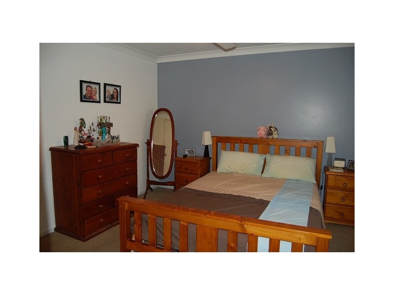 6 Clare Avenue, North Ipswich QLD 4305