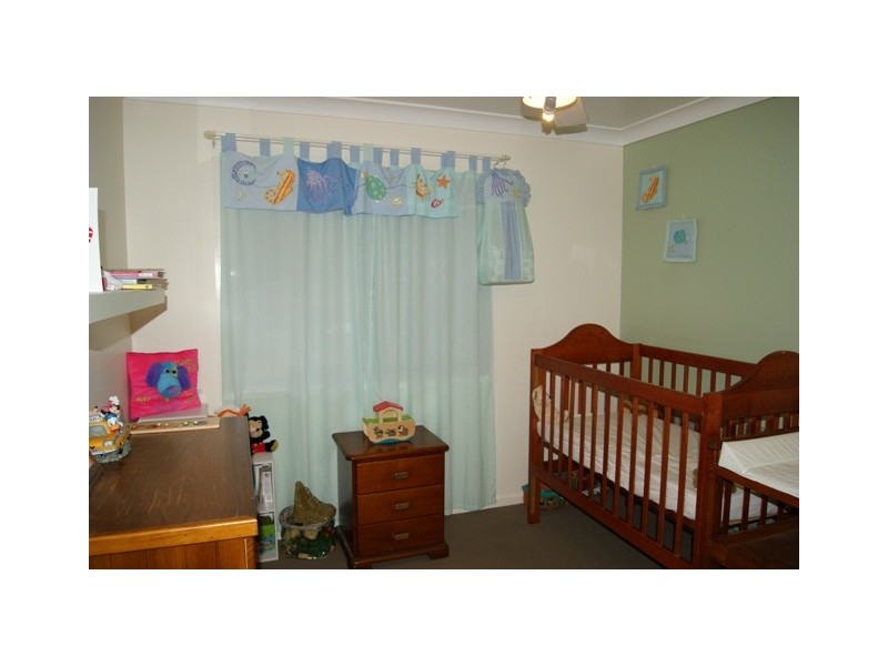 6 Clare Avenue, North Ipswich QLD 4305