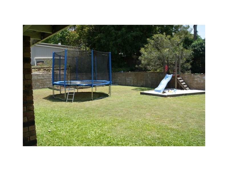 6 Clare Avenue, North Ipswich QLD 4305