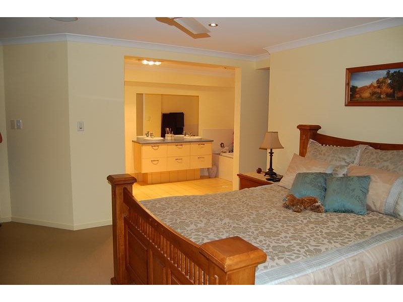 48 Diamantina Circle, Karalee QLD 4306