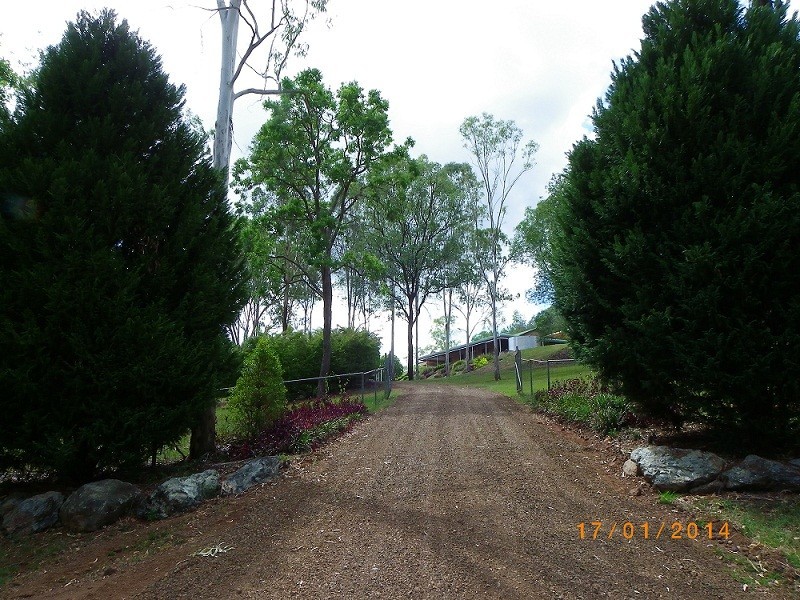 1084 Pine Mountain Road, Pine Mountain QLD 4306