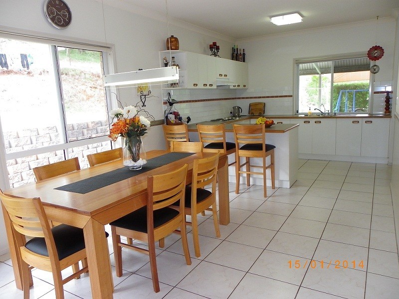 1084 Pine Mountain Road, Pine Mountain QLD 4306