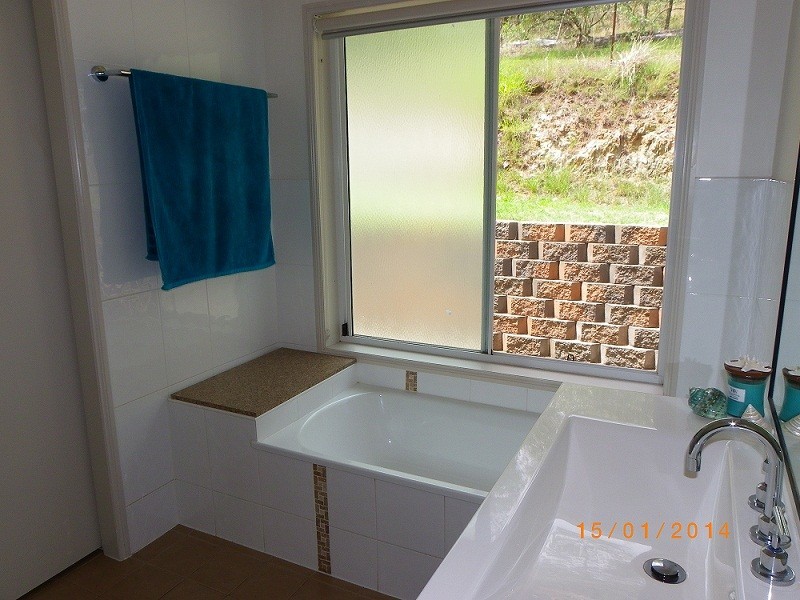 1084 Pine Mountain Road, Pine Mountain QLD 4306