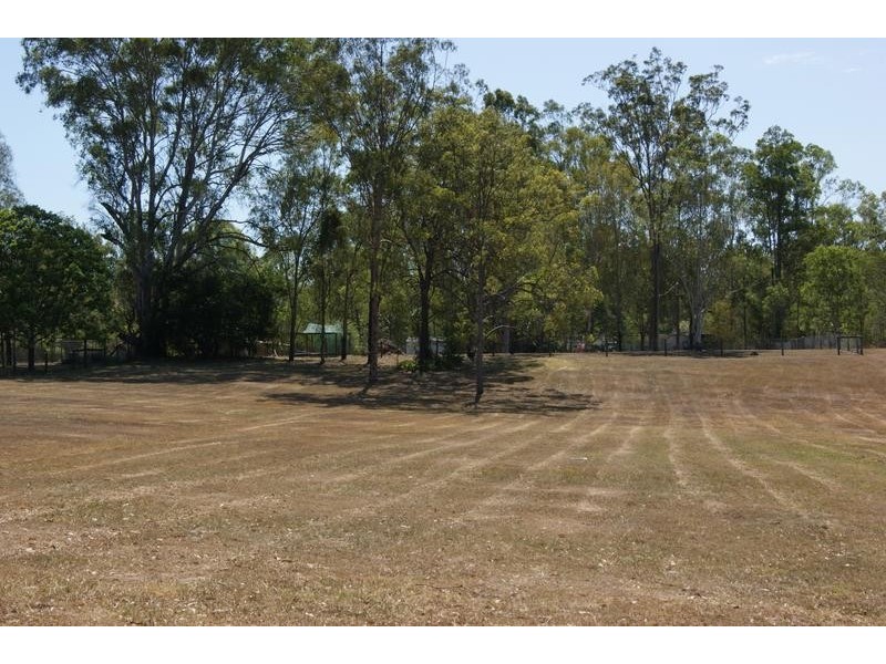65 Leichhardt Crescent, Barellan Point QLD 4306
