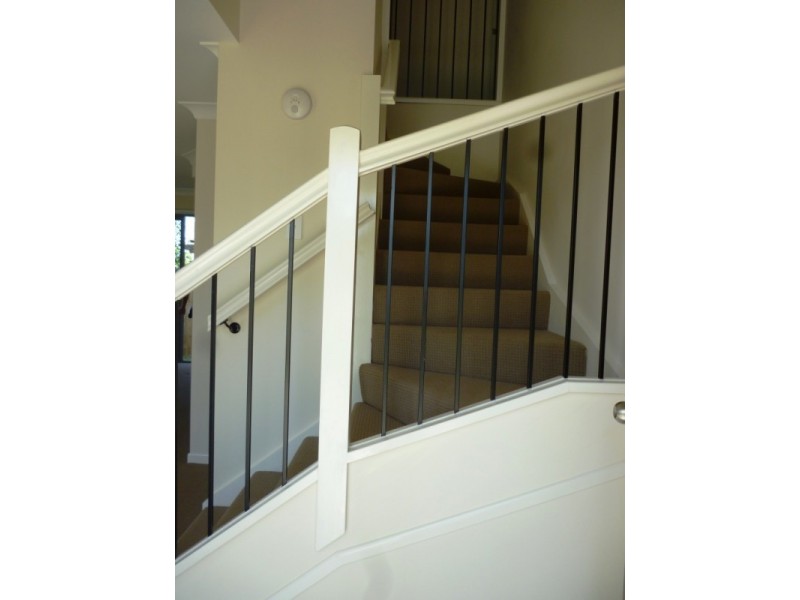 3/4 Gibbs Street, Churchill QLD 4305