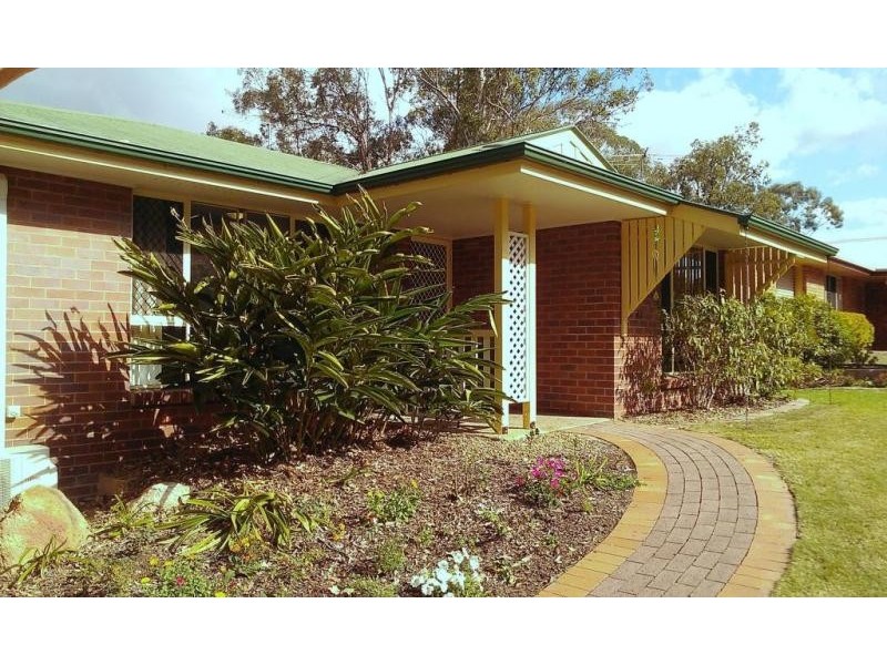 27 Edith Drive, North Ipswich QLD 4305