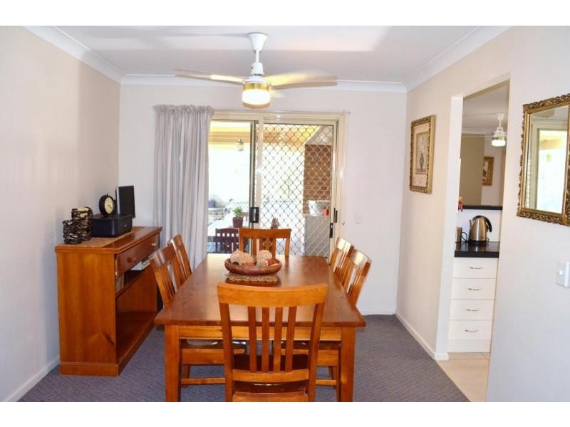 27 Edith Drive, North Ipswich QLD 4305