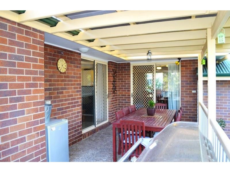 27 Edith Drive, North Ipswich QLD 4305