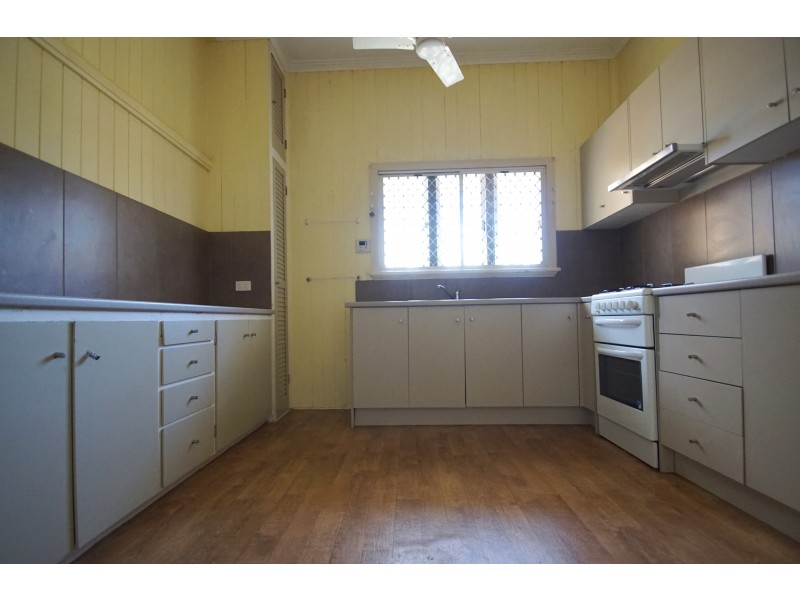 1a Moffatt Street, Ipswich QLD 4305