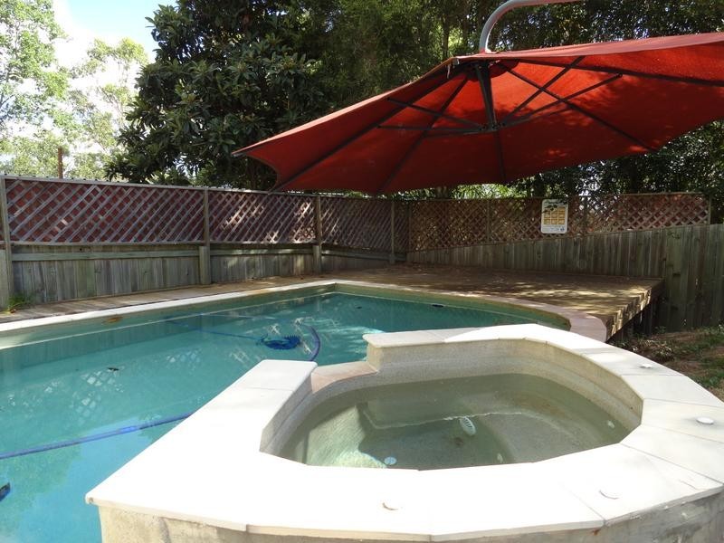 3 Beverley Court, Brassall QLD 4305