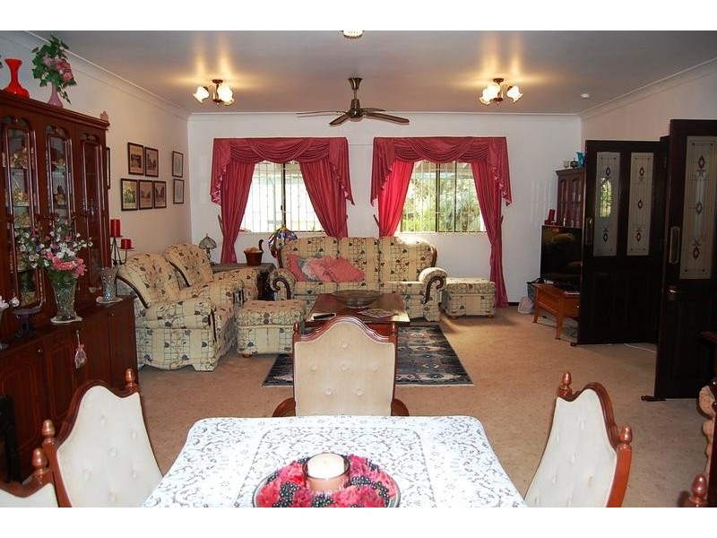 20 Islandview Street, Barellan Point QLD 4306