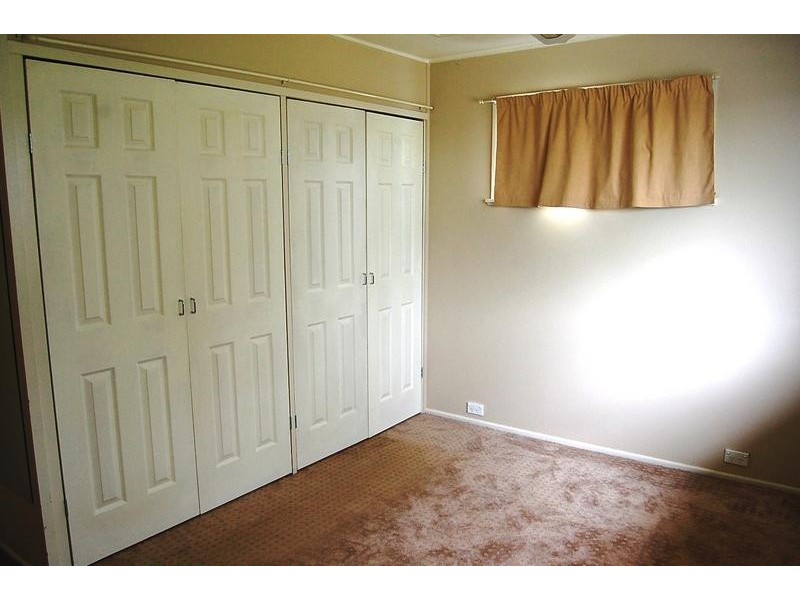 27 Trudy Street, Raceview QLD 4305