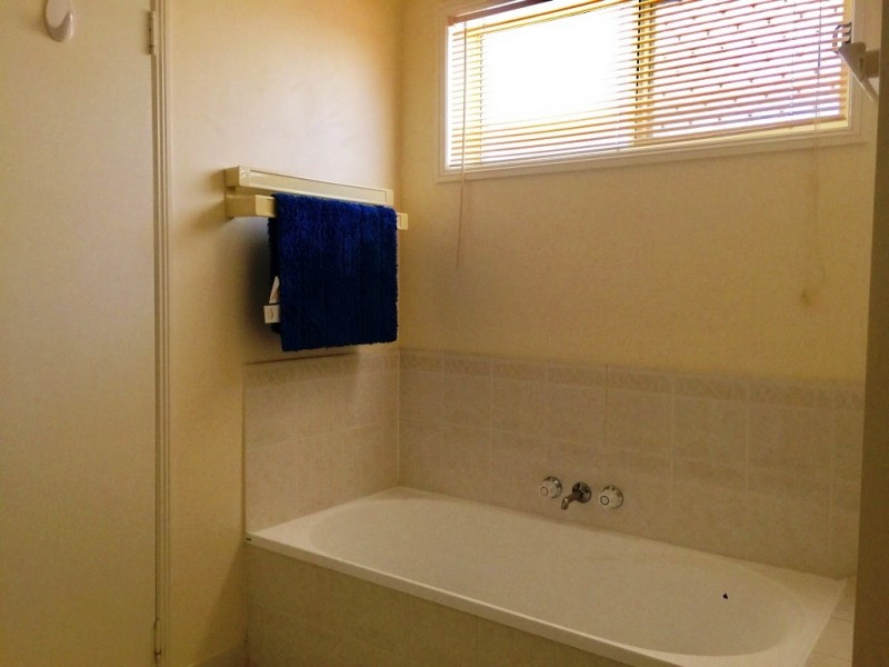 3/112b Robertson Road, Eastern Heights QLD 4305