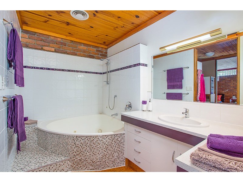 32 Stuart Street, Barellan Point QLD 4306