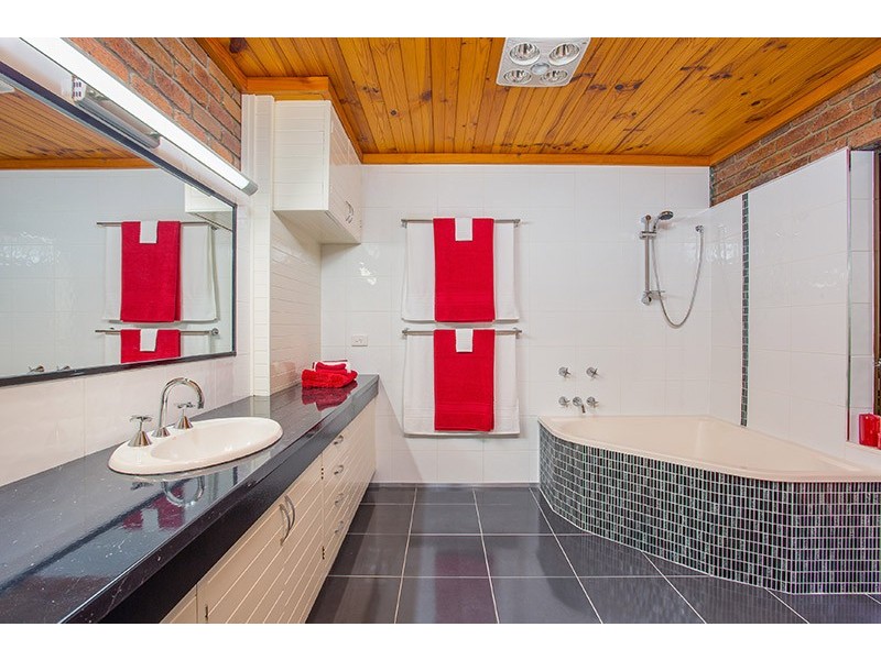 32 Stuart Street, Barellan Point QLD 4306