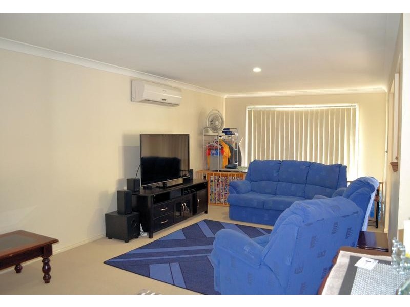18 Aramac Street, Brassall QLD 4305