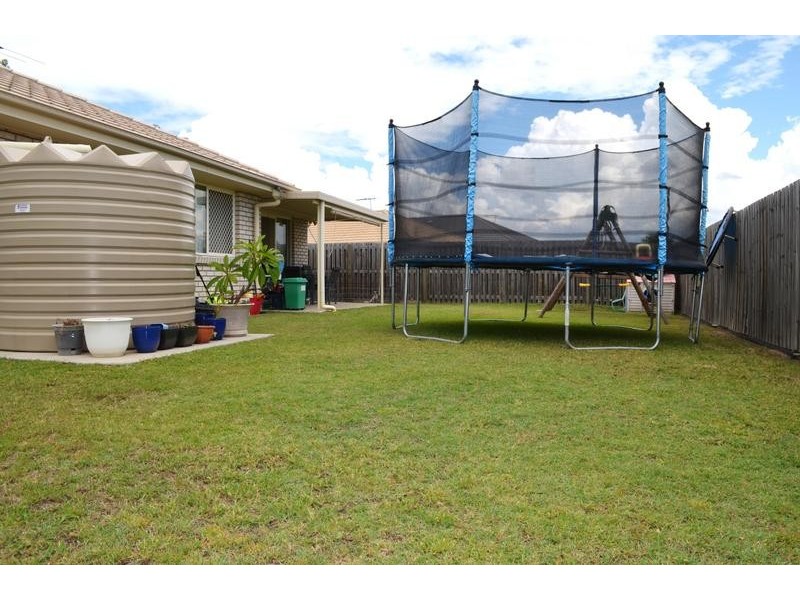18 Aramac Street, Brassall QLD 4305