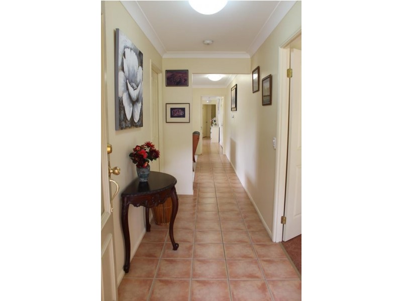 10 Pearse Drive, Brassall QLD 4305